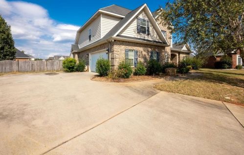 106 Rosemary Ct, Warner Robins, GA 31088-8589