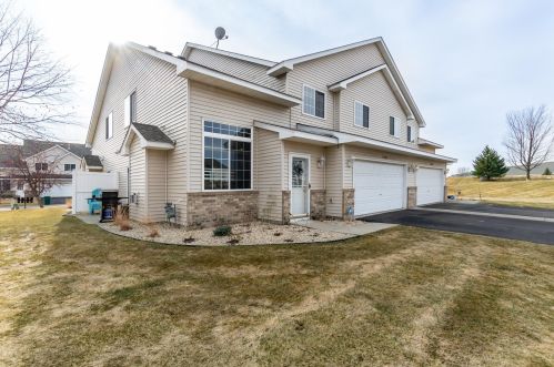 17304 Lilac Ln, Prior Lake, MN 55372-4320