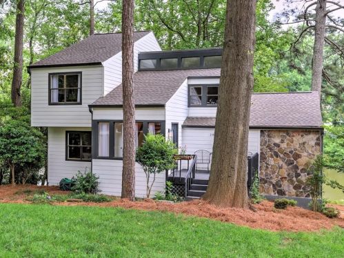 1895 Annwicks Dr, Marietta, GA 30062-5407