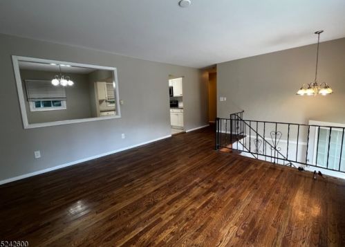18 Donald Ave, Fredon, NJ 07860-2302