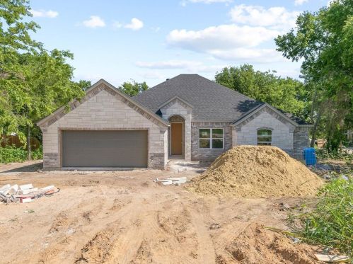 7657 Blanchard Way, Fort Worth, TX 76126-5307