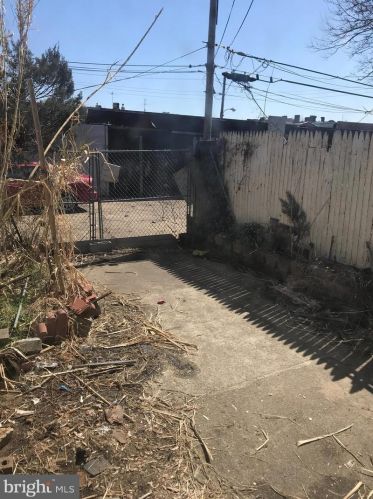 3457 F St, Philadelphia PA 19134-1833 exterior