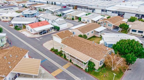 27 Spruce Via, Anaheim CA  92801-1043 exterior