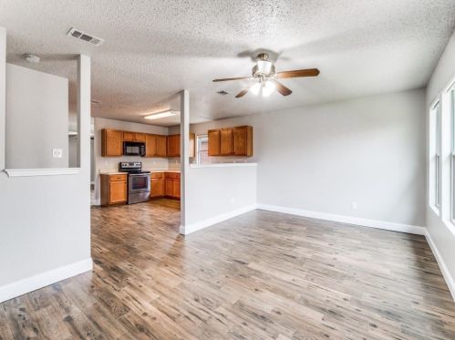 5600 Glenshee Dr, Fort Worth TX  76135-1451 exterior