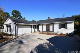 5434 Ventura Canyon Ave, Van Nuys CA  91401-5238 exterior