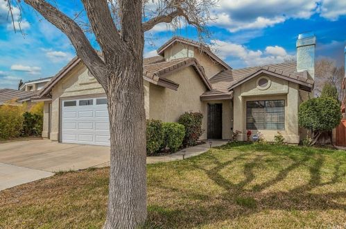 3129 Golfwood Ct, Lancaster, CA 93536-1112