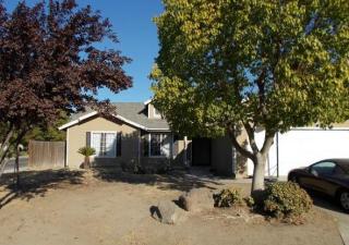 2272 Babigian Ave, Fresno, CA 93722-5484