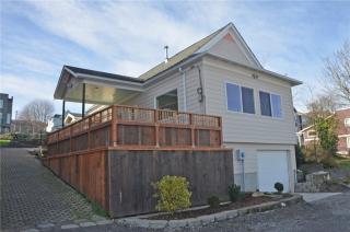 2127 G St, Tacoma, WA 98405-4339