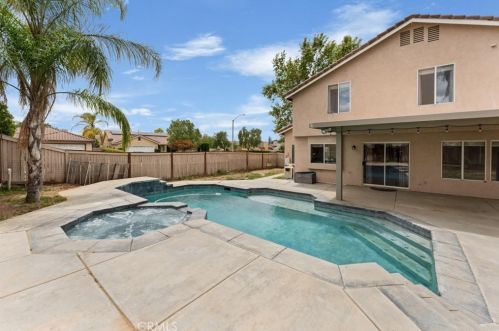 7642 Northrop Dr, Riverside CA  92508-6074 exterior
