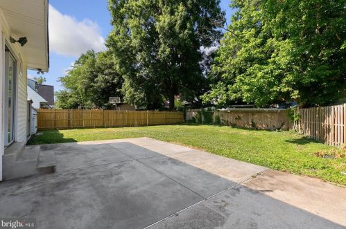 12912 Flack St, Silver Spring MD 20906-4067 exterior