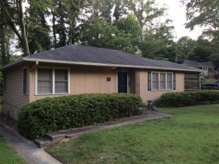 344 Freyer Dr, Marietta, GA 30060-1406
