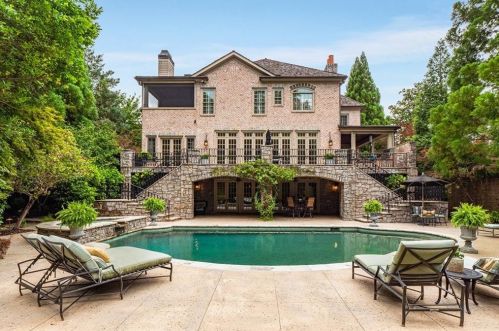 3140 Lanier Dr, Atlanta, GA 30319-2744