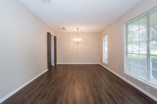1029 Edgewood Trl, Fort Worth TX  76126-3803 exterior