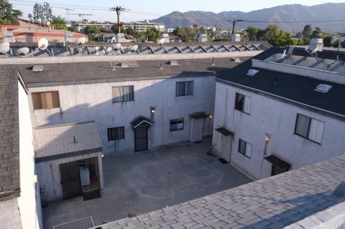 312 Pacific Ave, Glendale CA  91203-2111 exterior