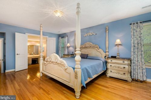 2318 Queensbury Dr, Fallston MD  21047-2928 exterior