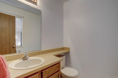 4253 Richfield Way, Denver CO 80013-3262 exterior