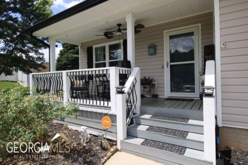 1303 Sunflower Ct, Locust Grove, GA 30248-3173