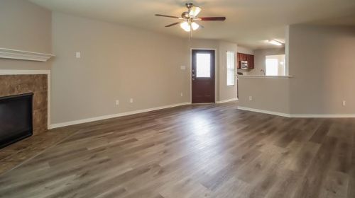16746 Warbler Dr, Conroe TX  77385-3768 exterior