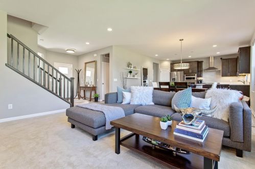 5540 Empire Ln, Minneapolis, MN 55446