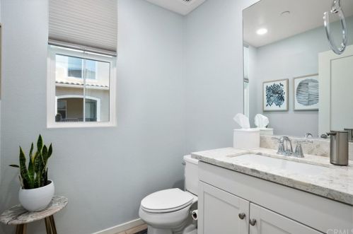 1687 Lincoln, Anaheim CA 92805-5502 exterior