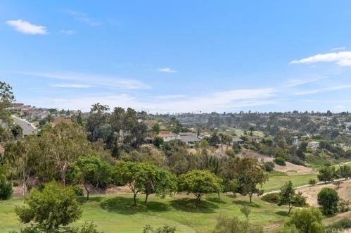 93 Mira Adelante, San Clemente, CA 92673-3101