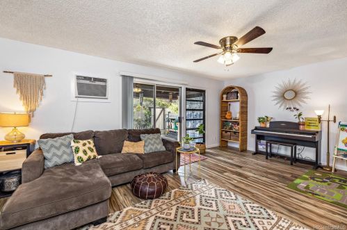 94-1432 Lanikuhana Ave, Mililani, HI 96789-2423