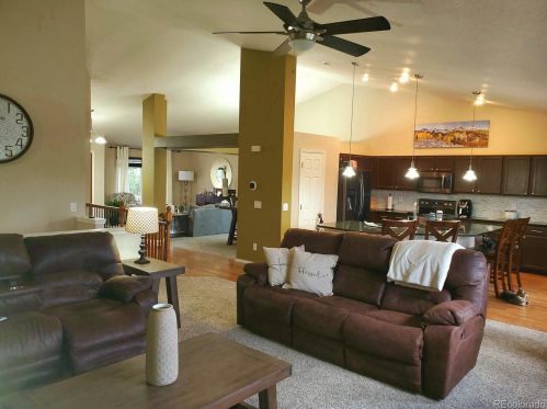 5273 Nepal Way, Aurora CO  80015-6441 exterior