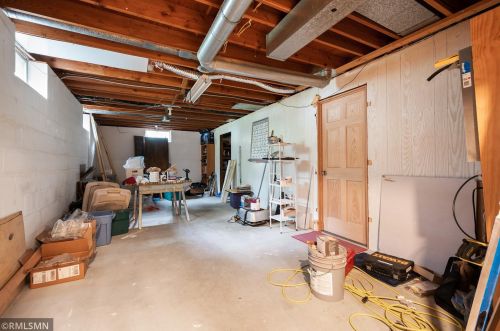 875 Colleen Ave, Saint Paul MN  55126-6401 exterior