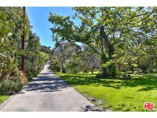 6060 Bonsall Dr, Malibu, CA 90265-3823