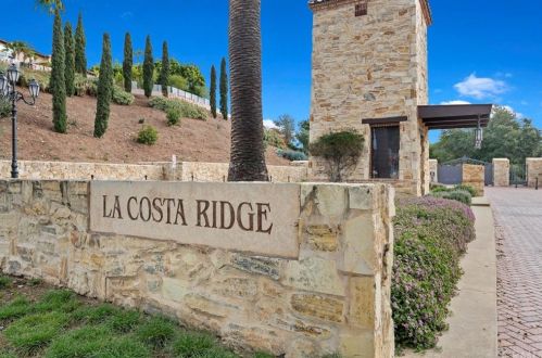 6993 Corte Langosta, Carlsbad, CA 92009-6094