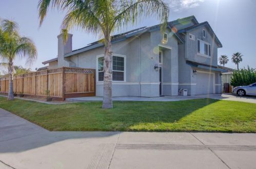 5200 Corfu Cir, Salida, CA 95368-9621
