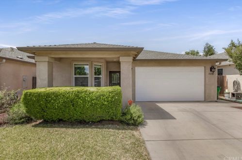 108 Degarmo Dr, Chico, CA 95973-8010