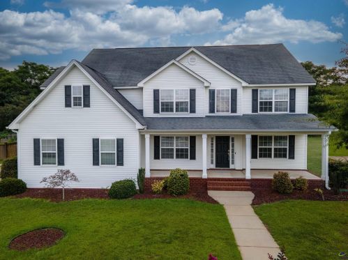 424 Dovetree Ln, Kathleen, GA 31047-3003