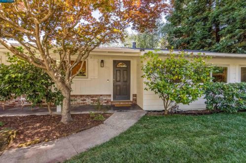 92 Coral Dr, Orinda, CA 94563-4358