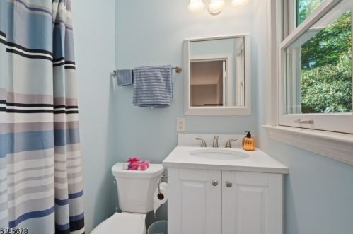 26 Misty Mountain Rd, Dover NJ  07869-4729 exterior