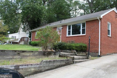 19115 Wayne Dr, Triangle VA  22172-2133 exterior
