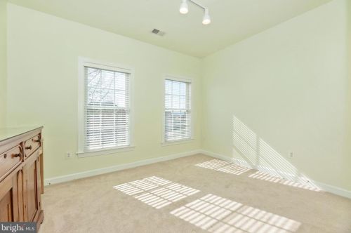 7 Farmstead Pl, Middletown MD  21769-7742 exterior