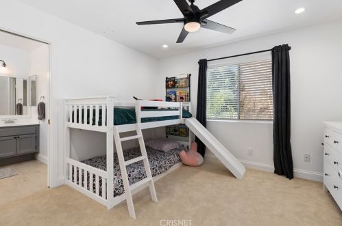 1349 Fitzgerald Rd, Simi Valley CA  93065-4480 exterior