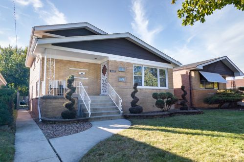 14418 Dorchester Ave, Dolton, IL 60419-1914