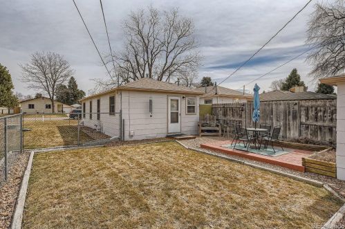 4719 Pearl St, Englewood CO 80113-6911 exterior