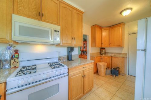 4167 Jurupa Ave, Riverside CA  92506-1765 exterior