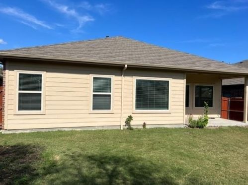 1716 Kachina Lodge Rd, Fort Worth TX  76131 exterior