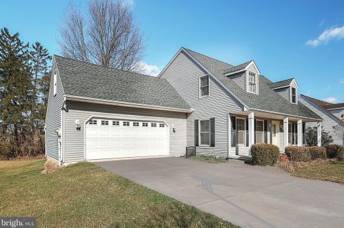 2631 Wyngate Rd, York, PA 17315-4487