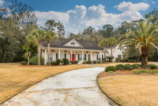 86 Laurel Grove Rd, Brunswick, GA 31523-7053