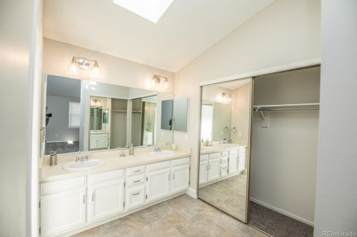 18202 Nassau Dr, Denver CO 80013-3346 exterior