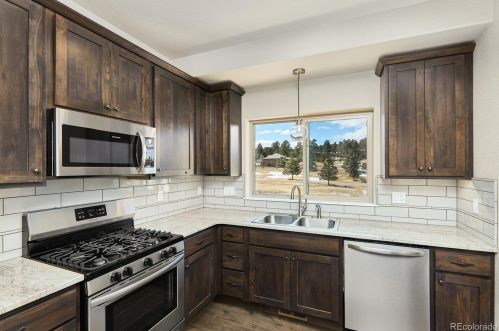 1336 Longs Pt, Woodland Park CO 80863-5306 exterior