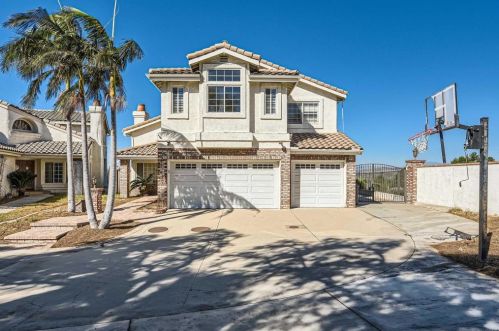 1001 Mountvale Ct, Anaheim CA  92808-2108 exterior
