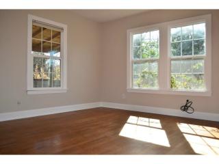 5613 Jeff Davis Ave, Austin TX  78756-1223 exterior