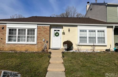 97 Wilshire Ct, Old Bridge, NJ 08857-3220