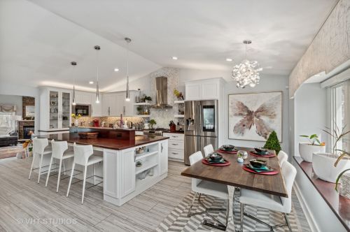 1716 Hidden Vly Dr, Lemont IL  60490-5543 exterior